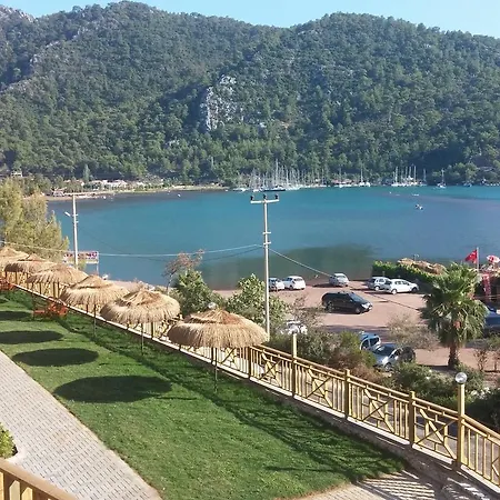 Bed & Breakfast Pinar's Bungalow Houses *